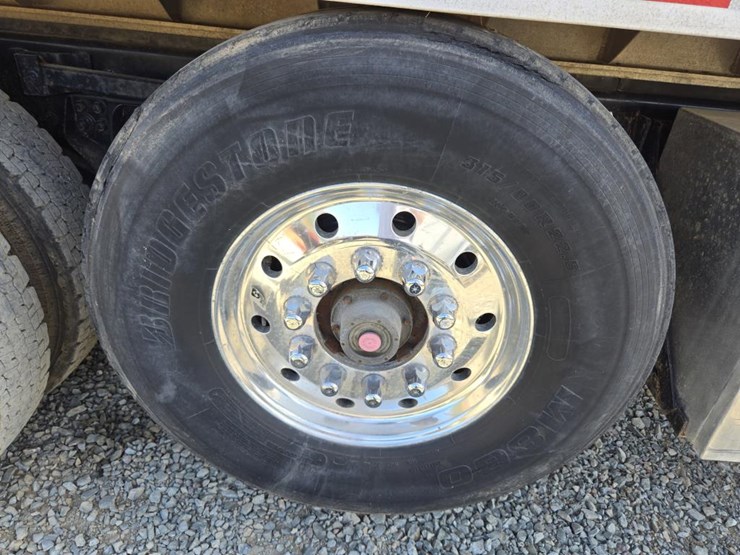 2017-kenworth-t880-image-83