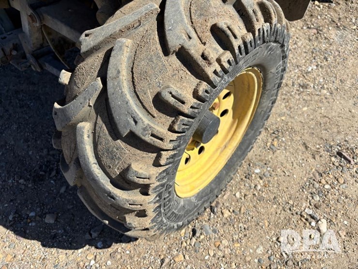 john-deere-gator-image-21