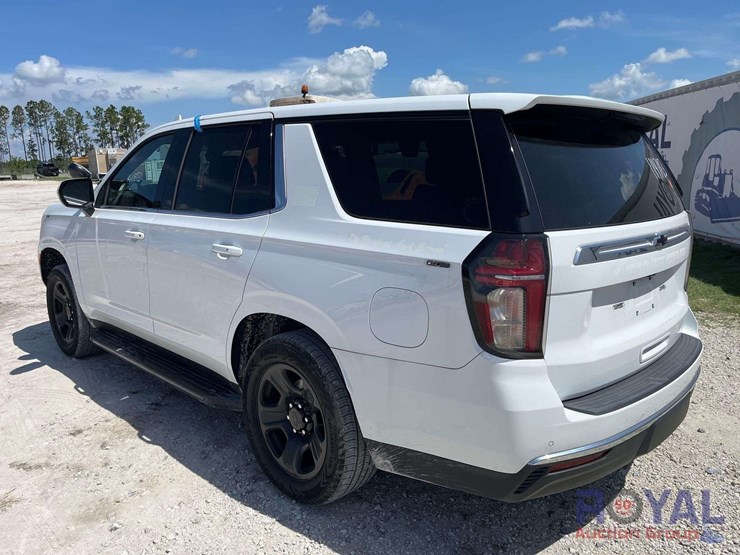 2022-chevrolet-tahoe-image-4