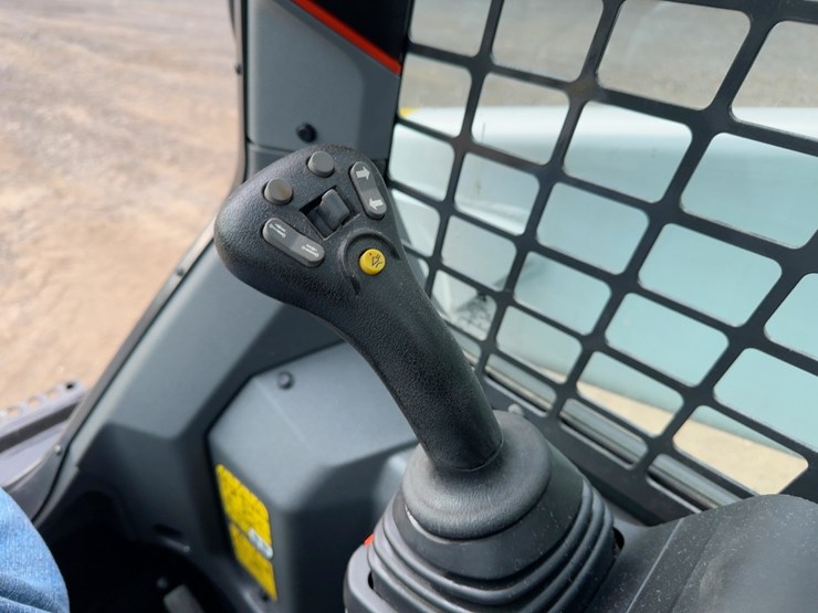2025-bobcat-t76-image-20