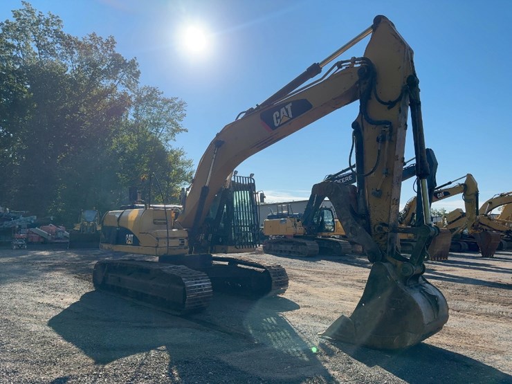 2011-caterpillar-320dl-image-7