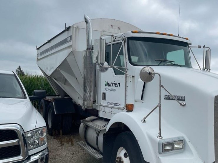 1999-kenworth-t800-image-5