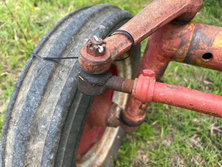farmall-404-lp-image-13