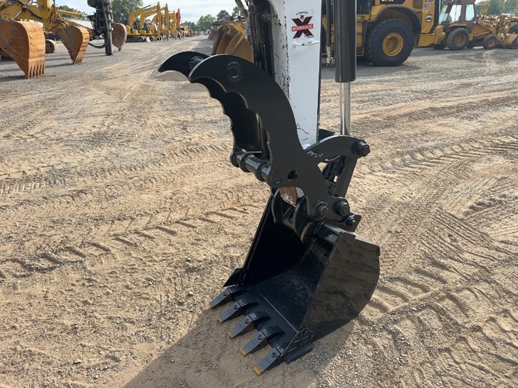2017-bobcat-e50-image-9