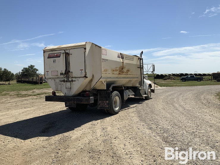 2011-kenworth-t370-image-5