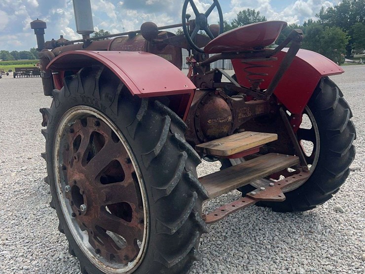 farmall-f-20-image-7