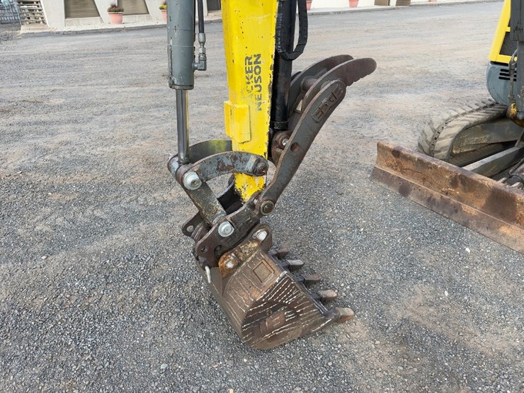 2008-wacker-neuson-38z3-image-13