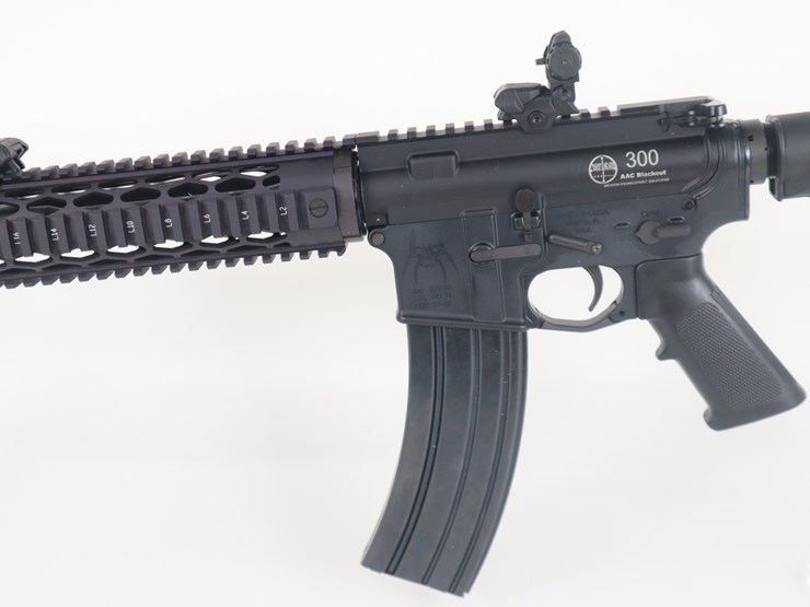 #101-•-#723-•-spike's-tactical-model-st-15-rifle.-300-aac-blackout-image-7