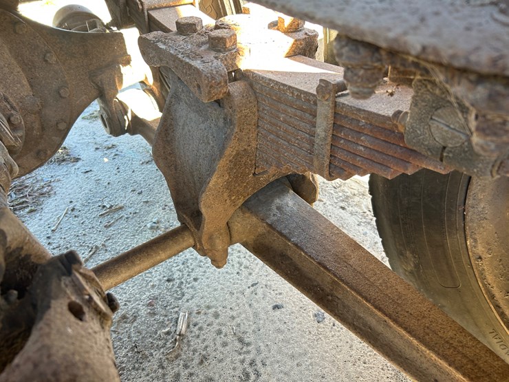 1987-ford-l8000-image-46