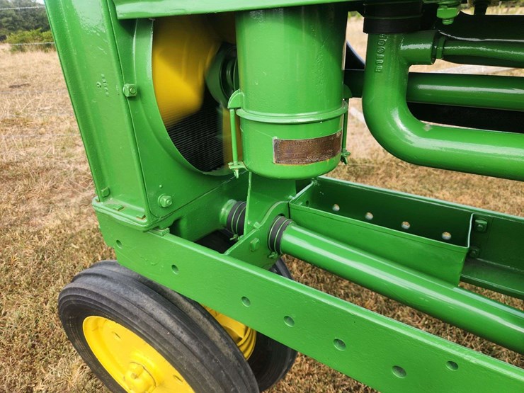 john-deere-b-image-34