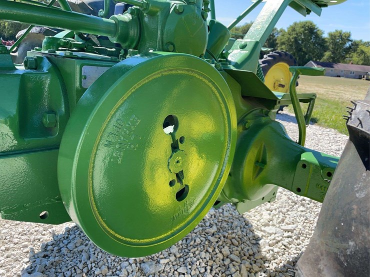 john-deere-h-image-60