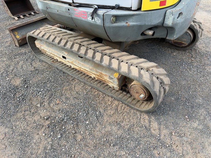 2008-wacker-neuson-38z3-image-22