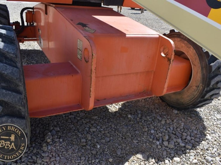 2007-jlg-600s-image-32