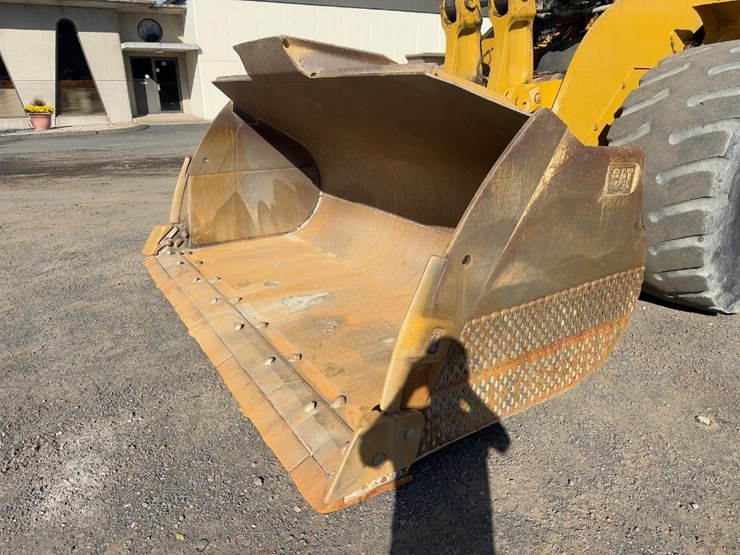 2016-caterpillar-980m-image-9