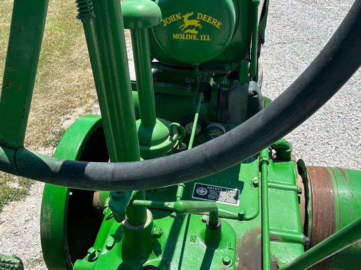 john-deere-a-image-12