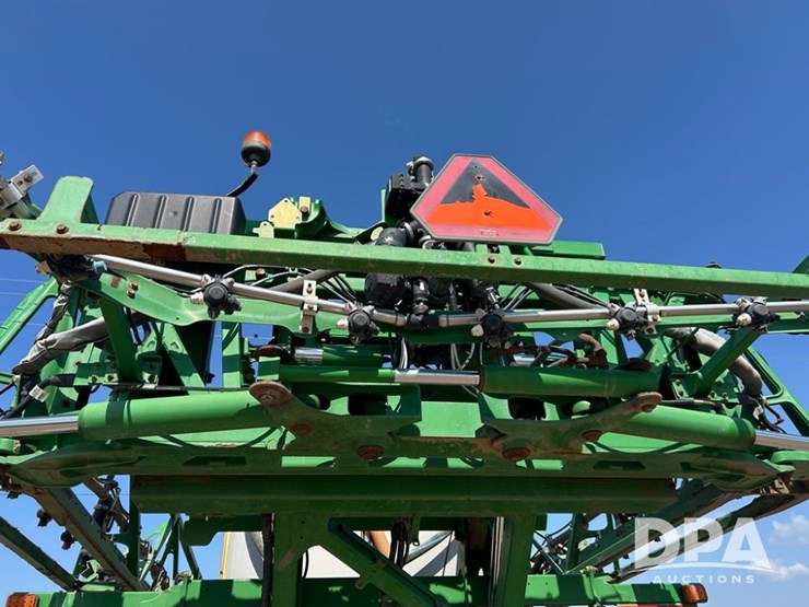 2019-john-deere-r4045-image-6