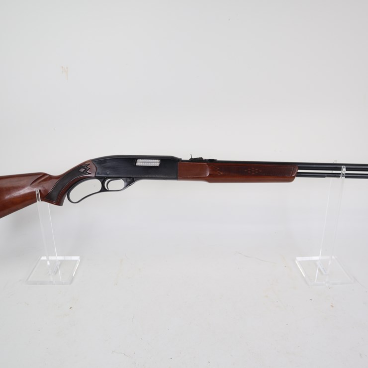 #6 • #1165 • Winchester Model 250 Lever Action Rifle 22 S,L,LR