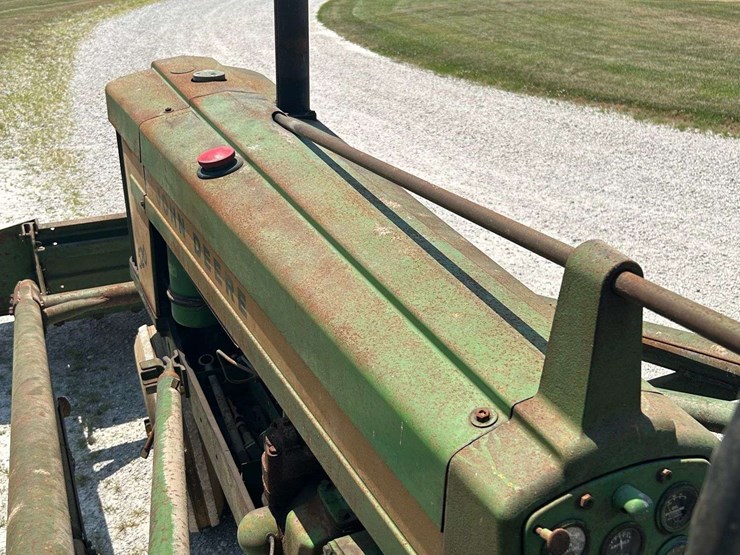 1956-john-deere-520-image-16