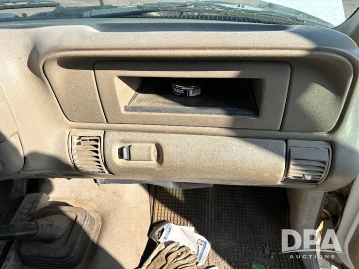 2000-gmc-3500-image-52