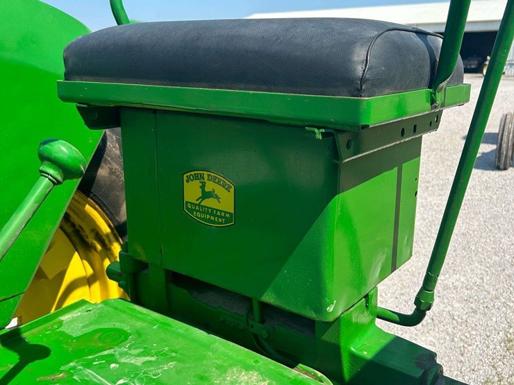 1951-john-deere-g-image-12