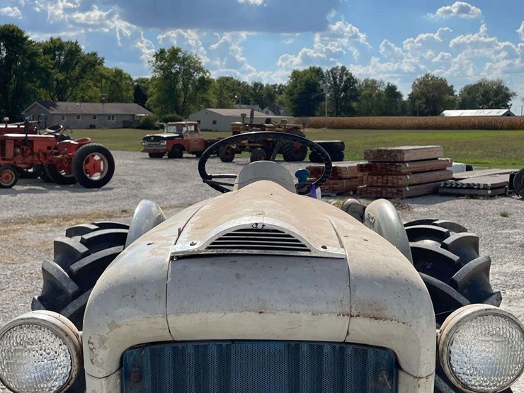 ford-4000-image-10