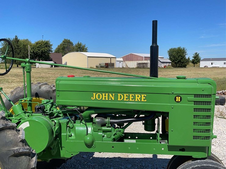 john-deere-h-image-26