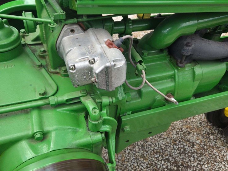 john-deere-model-b-image-10
