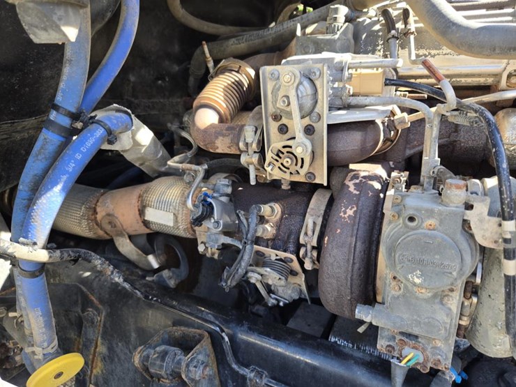 2017-kenworth-t880-image-56