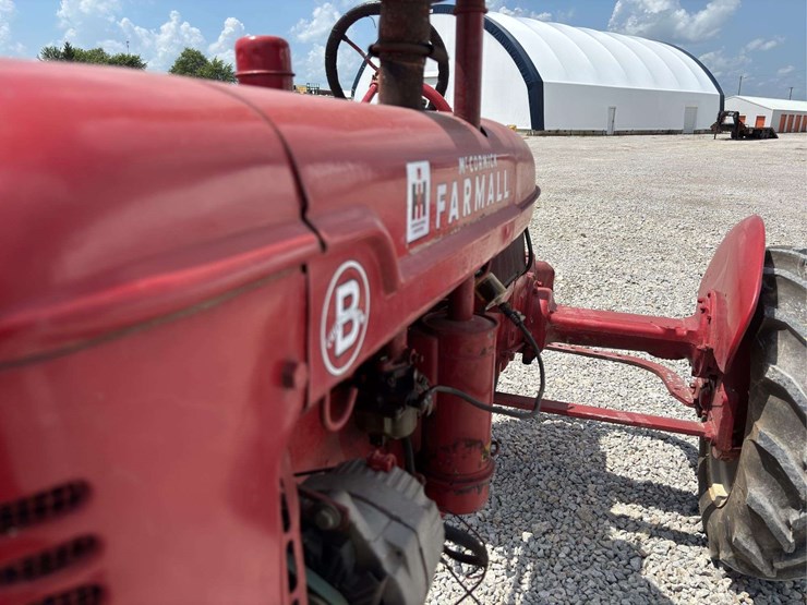 farmall-culti-vision-b-image-11