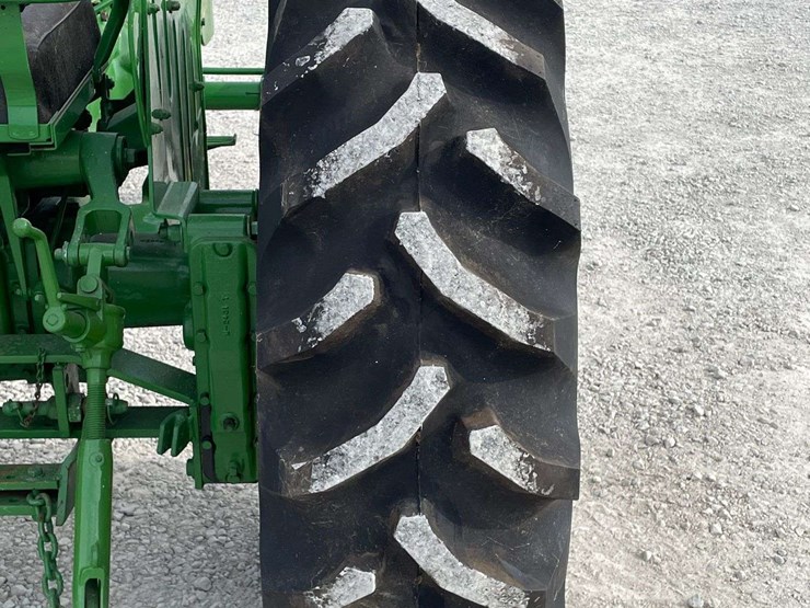 john-deere-40-image-40