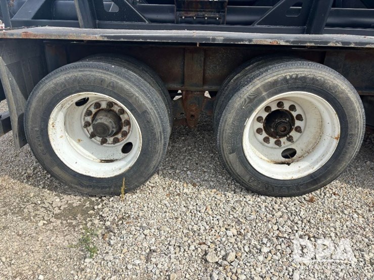 2012-behnke-dry-tender-trailer-(gp11554)-image-48
