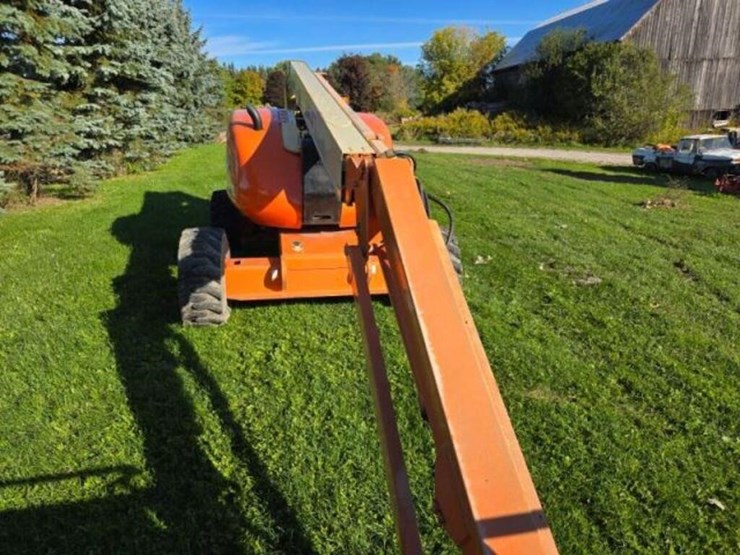 2004-jlg-600aj-image-30
