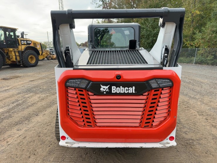 2025-bobcat-t76-image-4