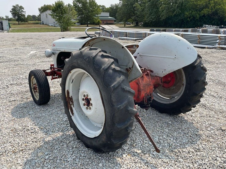 ford-8n-image-3