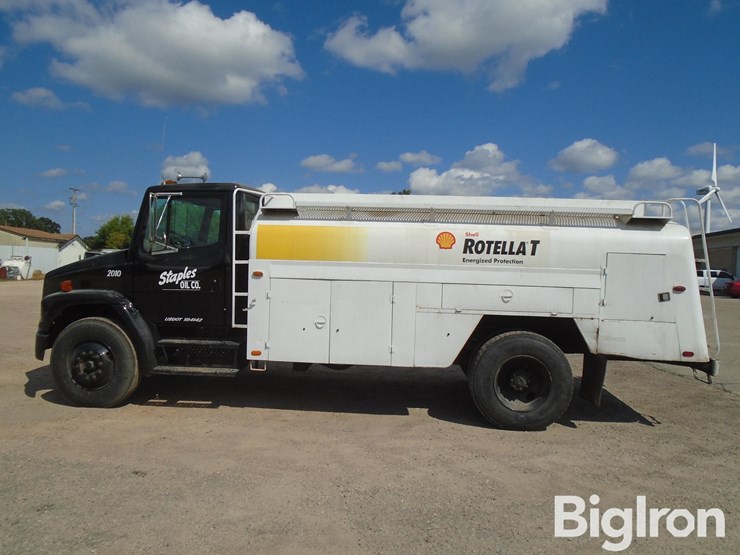 1995-freightliner-fl70-image-8