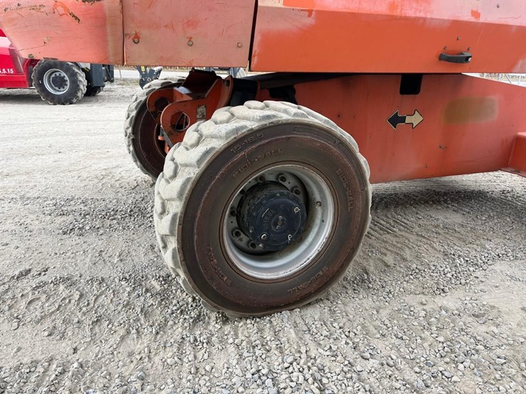 jlg-600s-image-13