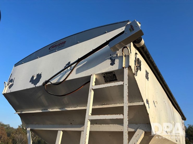 1991-peterbilt-379-image-44