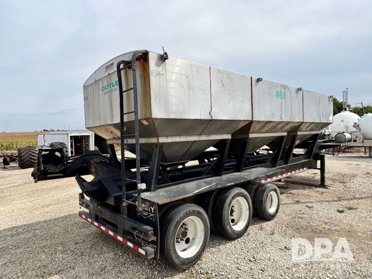 2012-behnke-dry-tender-trailer-(gp11554)-image-4