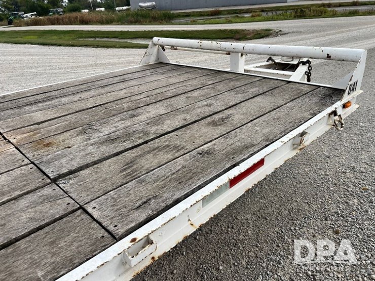 flatbed-trailer-(jn3107,-unit-841)-image-14