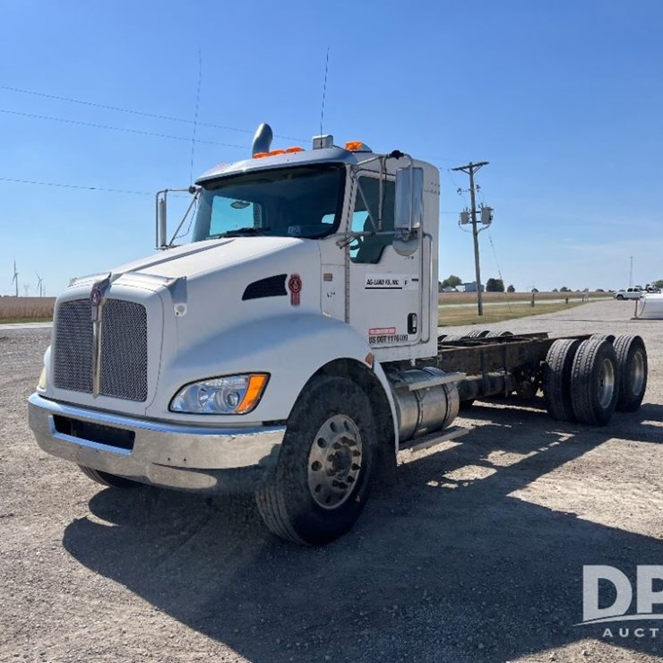 2009 KENWORTH T370