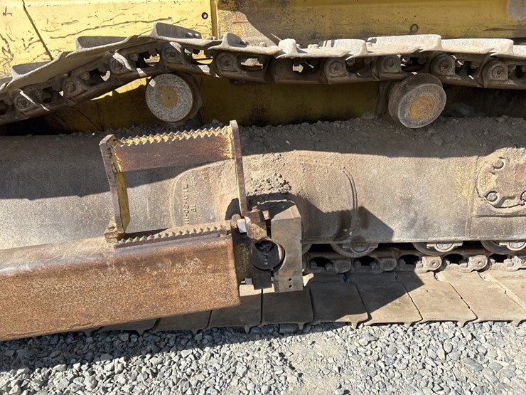 komatsu-d65px-image-53