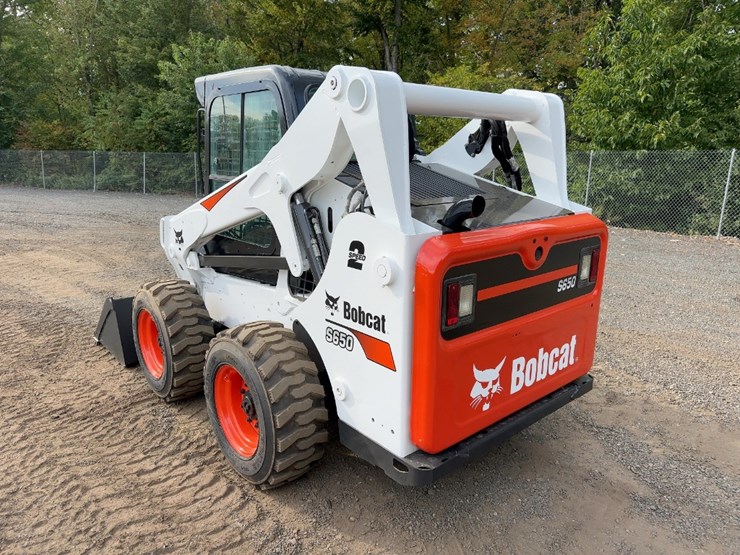 2017-bobcat-s650-image-3