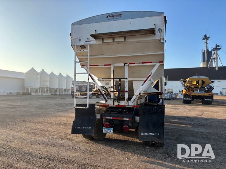 1991-peterbilt-379-image-11