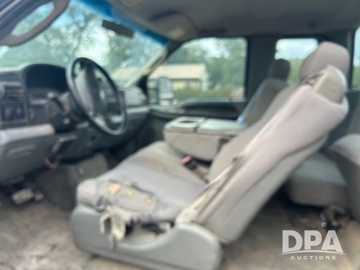 2005-ford-f350-xlt-image-21