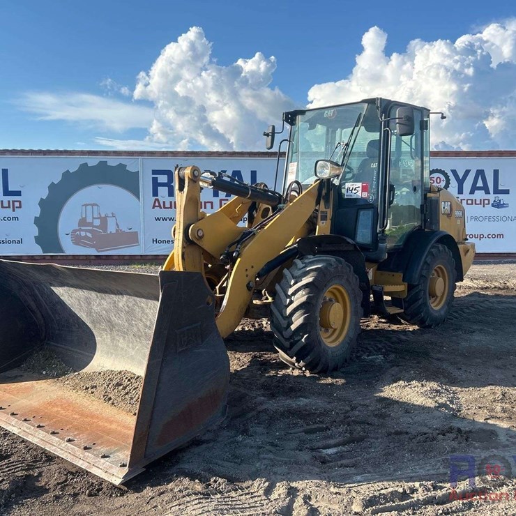 2022 CATERPILLAR 906M