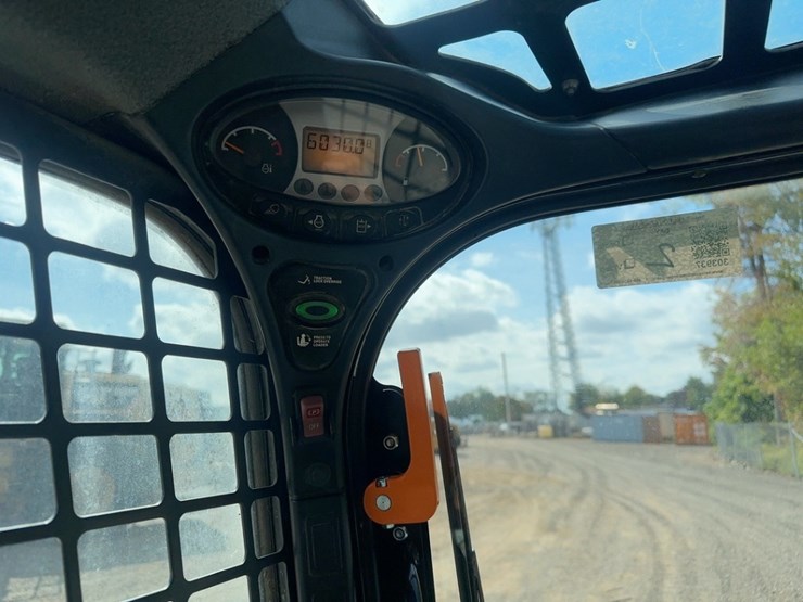 2019-bobcat-s740-image-22
