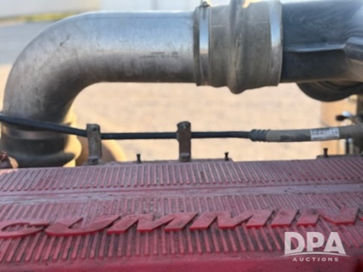 2013-peterbilt-389-truck-(jm627)-image-12