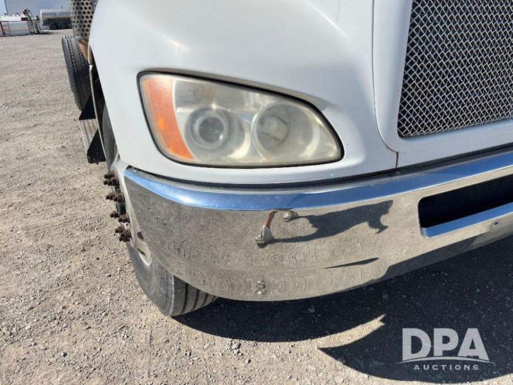 2009-kenworth-t370-image-20