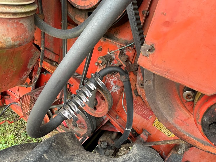 massey-ferguson-510-image-29