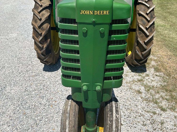 john-deere-h-image-3
